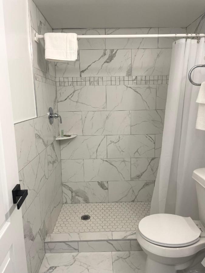 Downtown Inn Рочестър Екстериор снимка